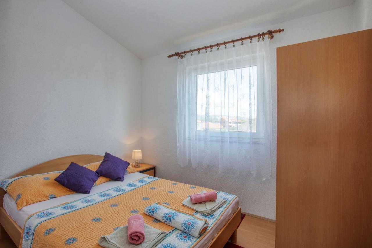 Apartments With A Parking Space Zablace, Sibenik - 4219 外观 照片