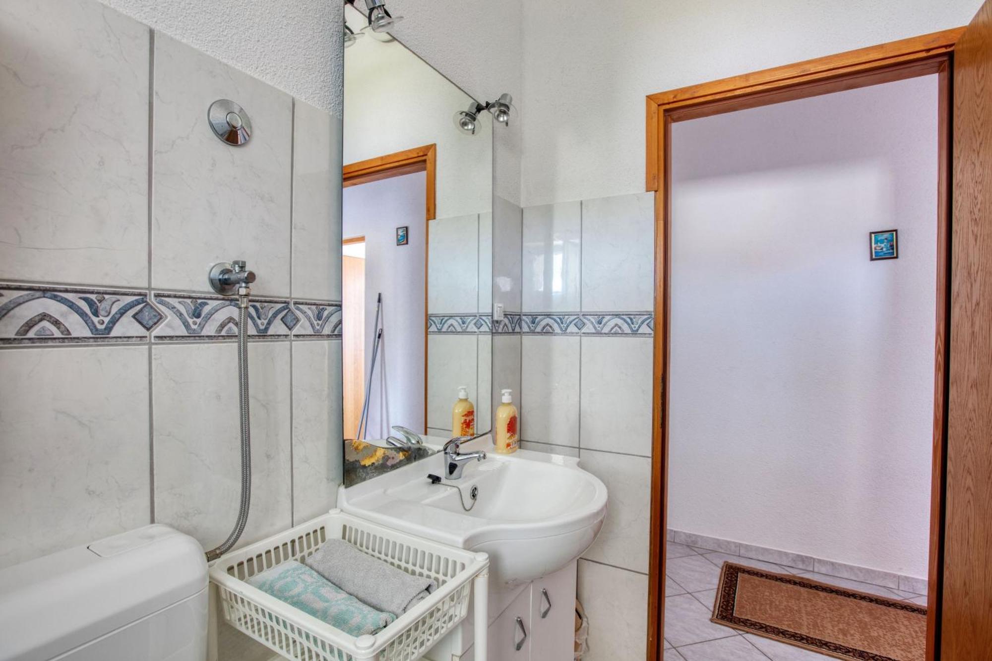 Apartments With A Parking Space Zablace, Sibenik - 4219 客房 照片