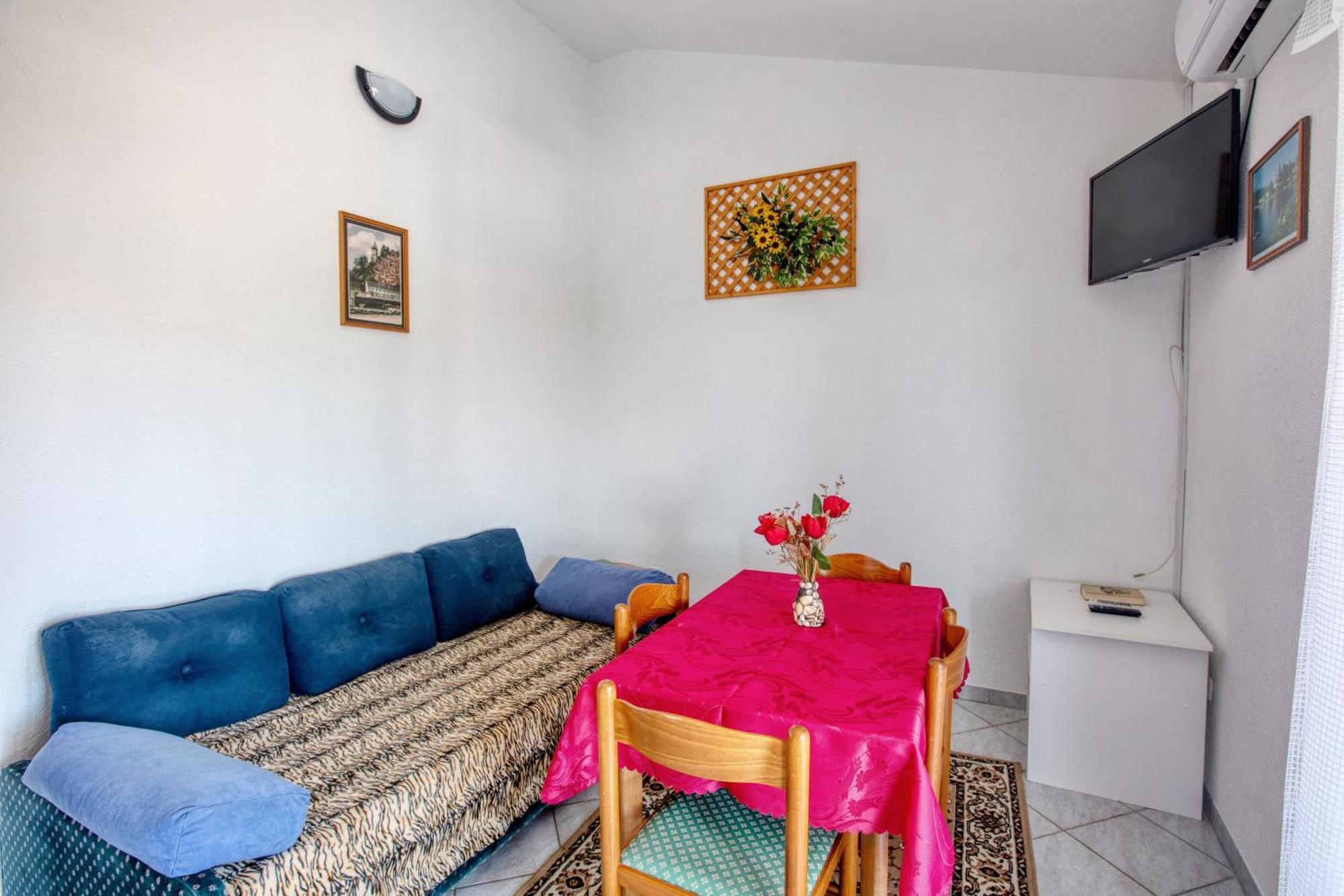 Apartments With A Parking Space Zablace, Sibenik - 4219 客房 照片