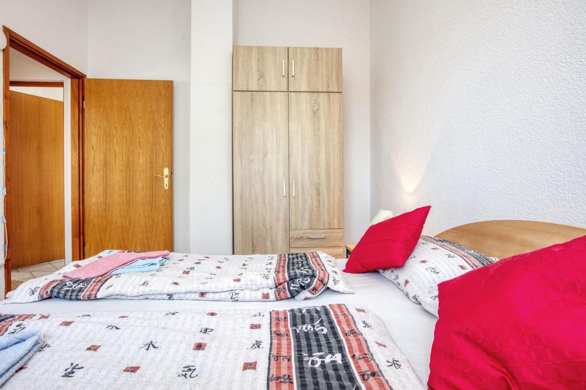 Apartments With A Parking Space Zablace, Sibenik - 4219 客房 照片